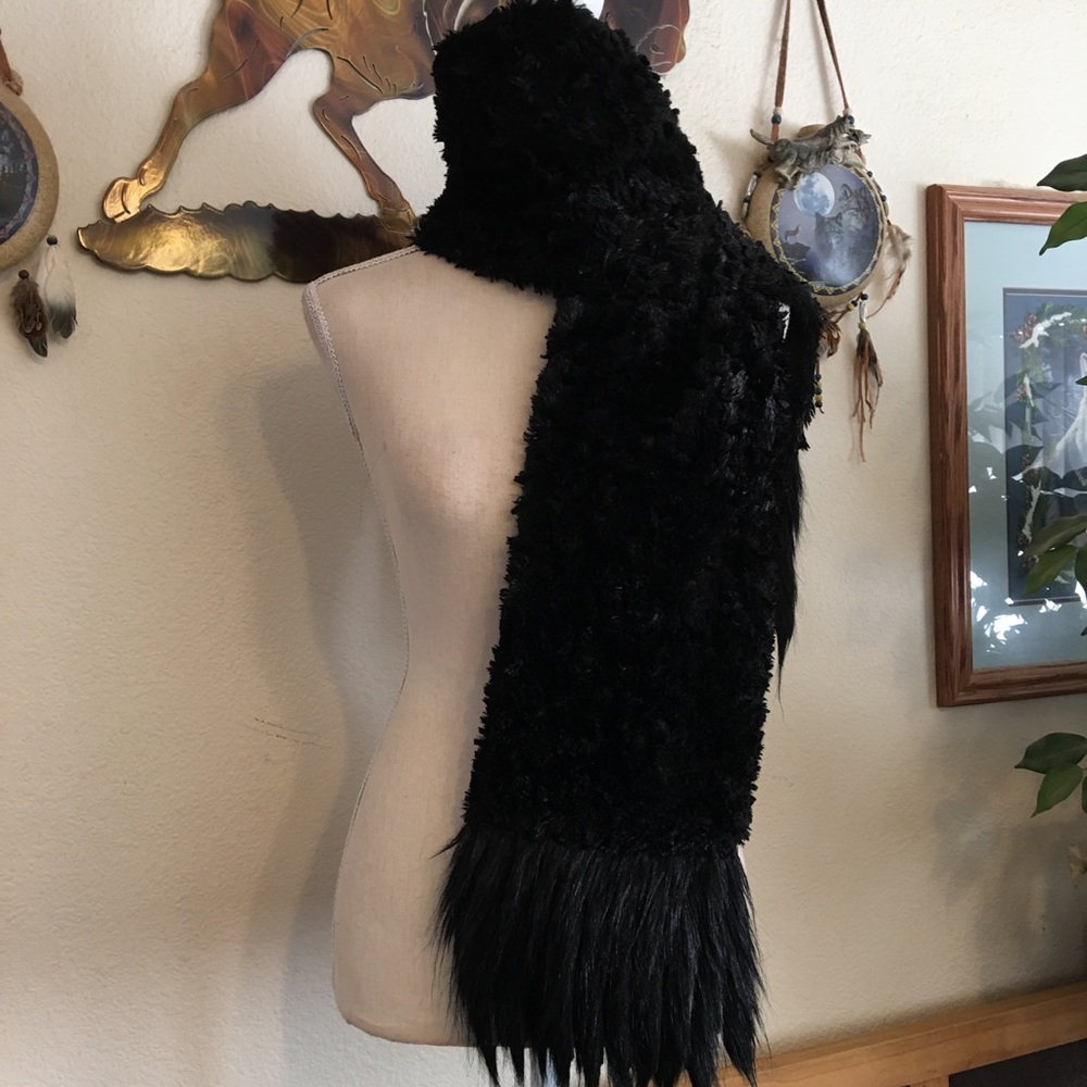Adrienne Landau black faux fur scarf wrap fringe